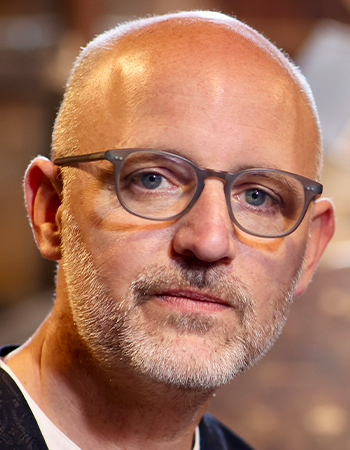 Zu sehen ist ein Portraitfoto von Herrn Sandner 2. Vorsitzende vom Gewerbebund Reinbek